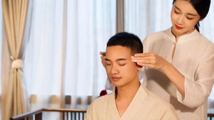 兄弟带我去体验了大连保健油压会所,服务真的是五花八门