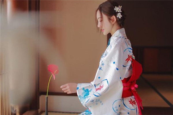 爽翻天,上海高级精油足浴减压会所,靠谱的高端会馆介绍