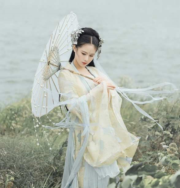 前两天去了成都高档足疗油压(成都哪里有服务)