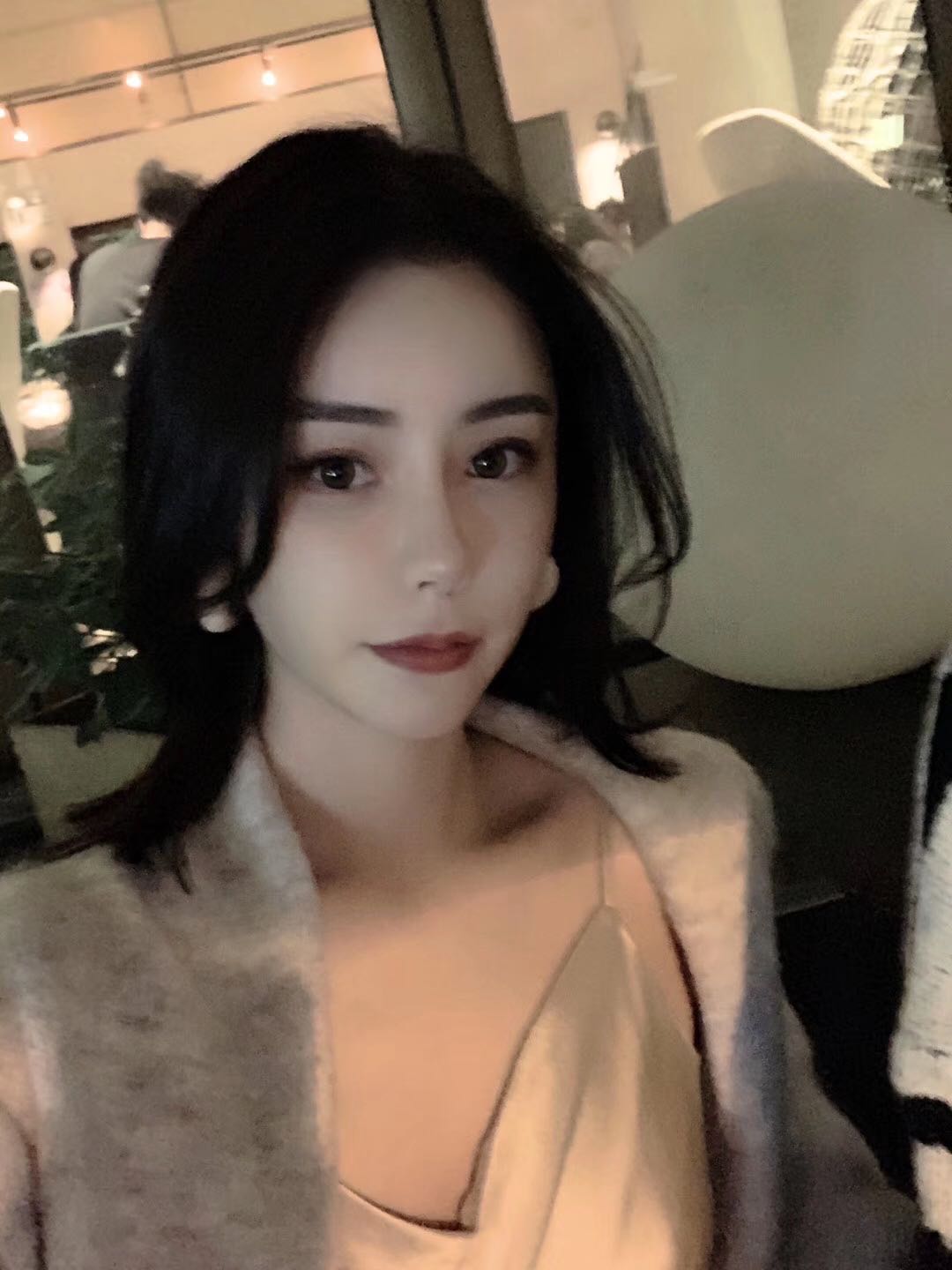 万柏林区高端足道夜生活，酒吧风情尽享其中